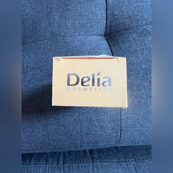 Delia Cosmetics Day and Night  Vitamin C & Peptide Face Serum New - Picture 5 of 5